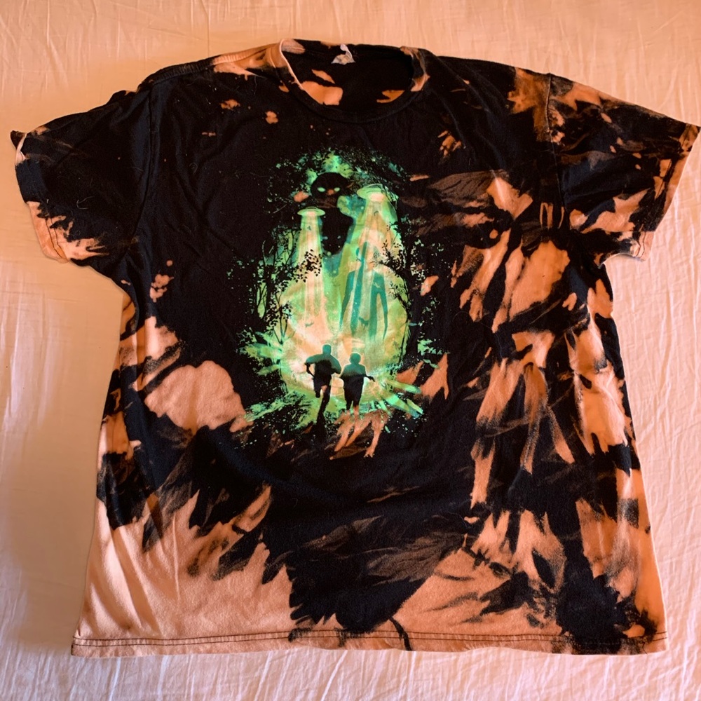 Custom Bleached Loot Crate X-Files ss Tee